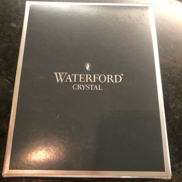 Beautiful New In Box Pair of Waterford Crystal ‘Congratulation’ Bottle Stoppers - Picture 5 of 5